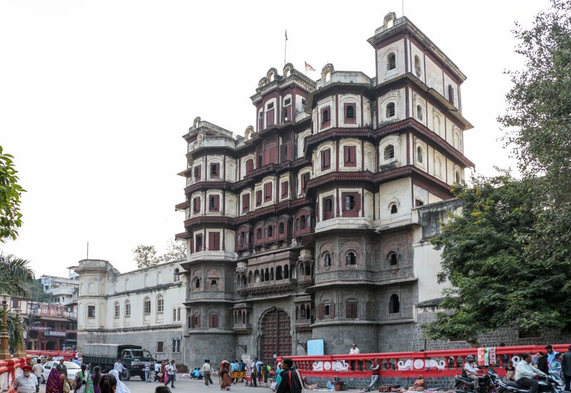 4Achievers Indore Campus - Rajwada Palace Landmark