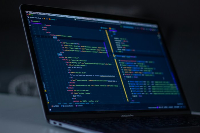 Python vs Java Full Stack Developer in 2026: Market Demand, Salary & Roadmap